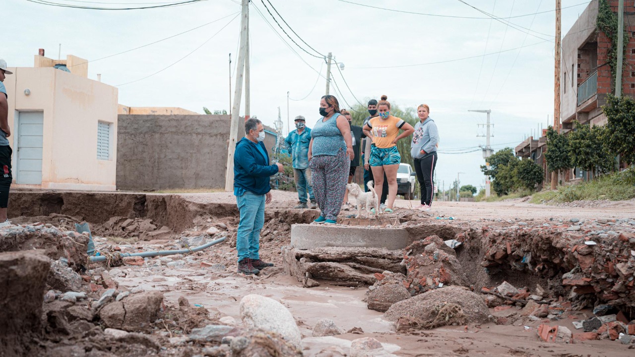 El Ministerio de Vivienda inició trabajos para la reconstrucción de la ciudad